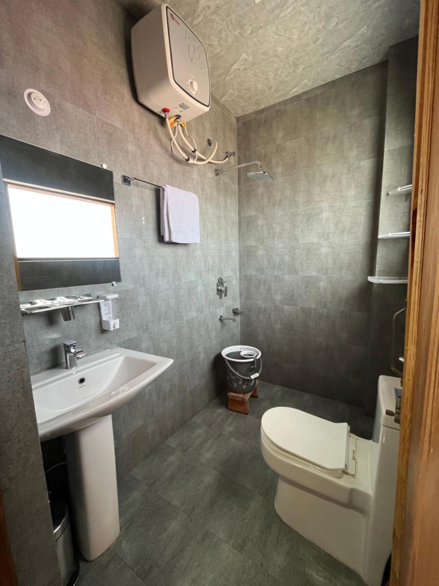 Bīr Hotel Paul Villa מראה חיצוני תמונה