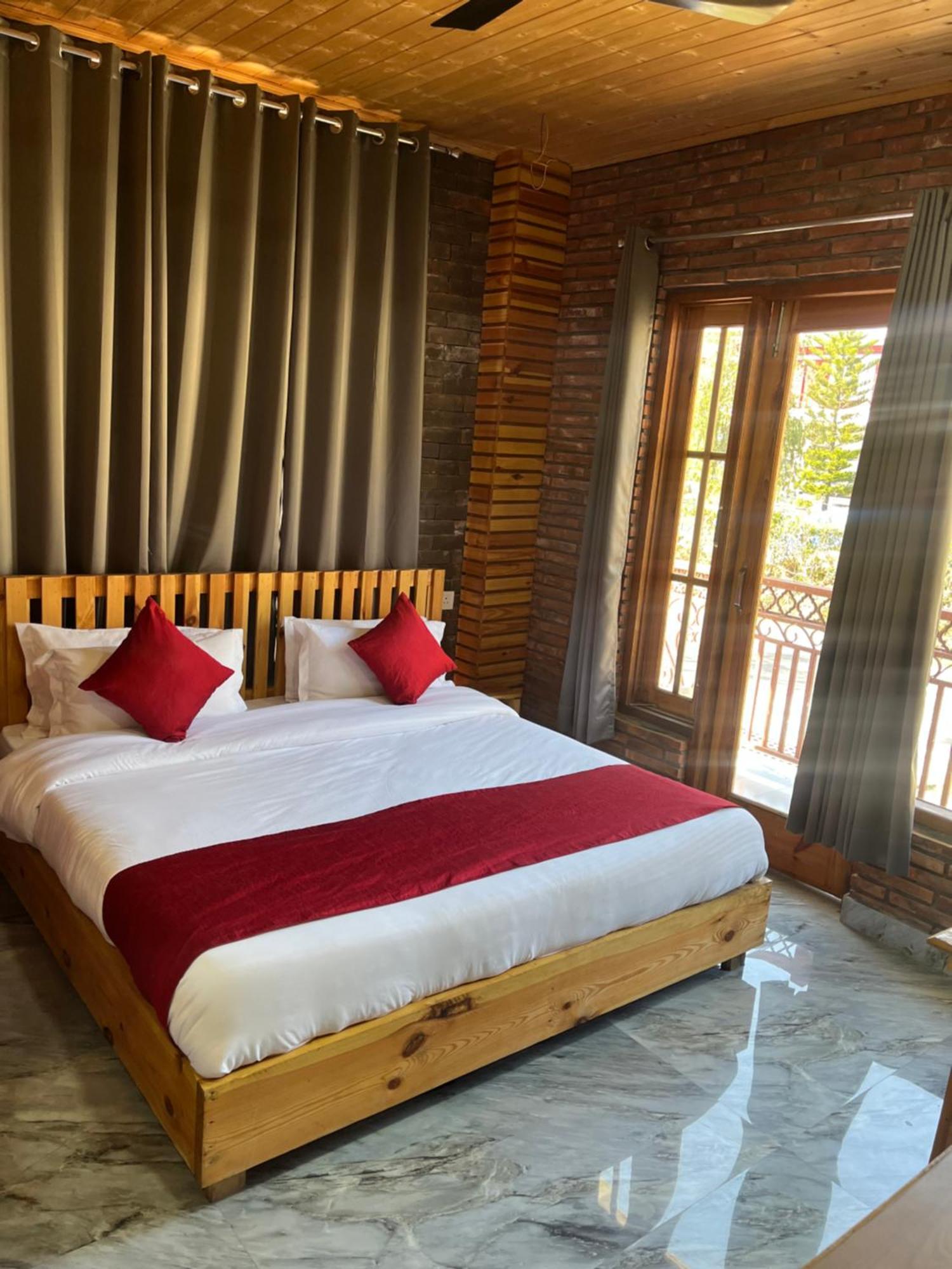 Bīr Hotel Paul Villa מראה חיצוני תמונה